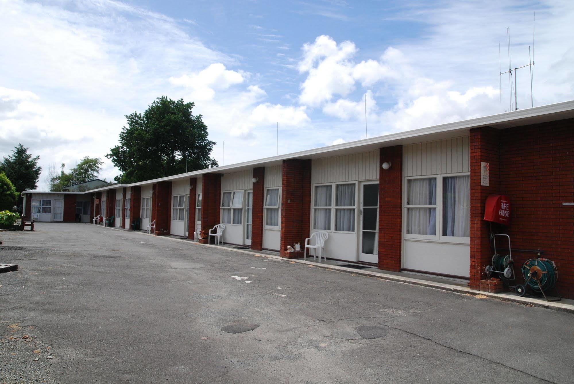 Manhattan Lodge Motel Hamilton Exterior foto