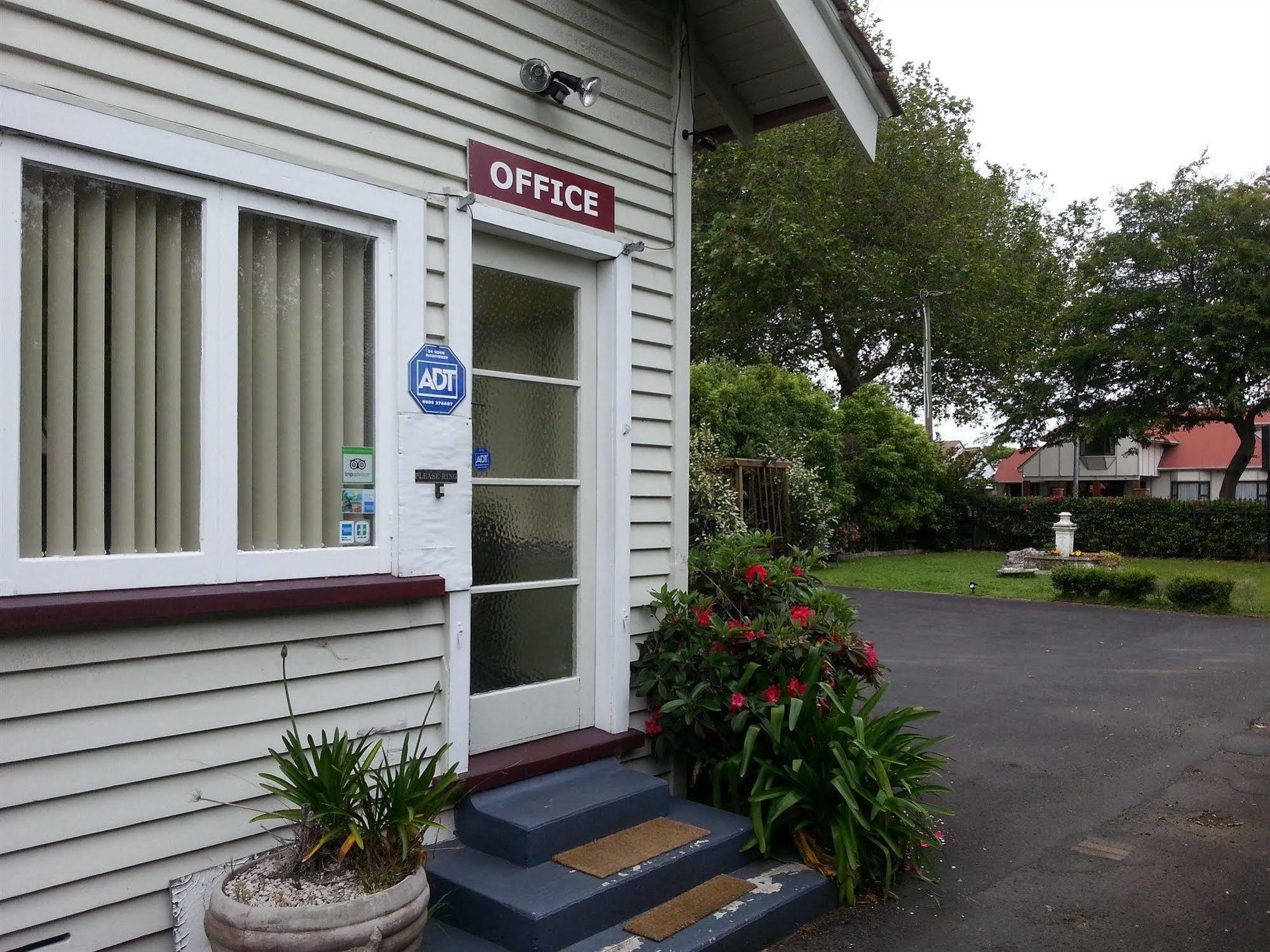 Manhattan Lodge Motel Hamilton Exterior foto